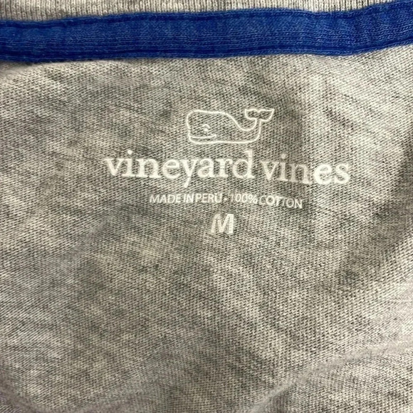 Vineyard Vines Big Whale Mens Medium M Long Sleeve Spell Out Pocket T-Shirt Gray - Picture 4 of 4